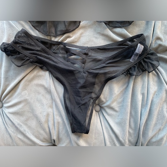 NWT Mapale Black Two Piece Lingerie size M/L - Picture 2 of 10